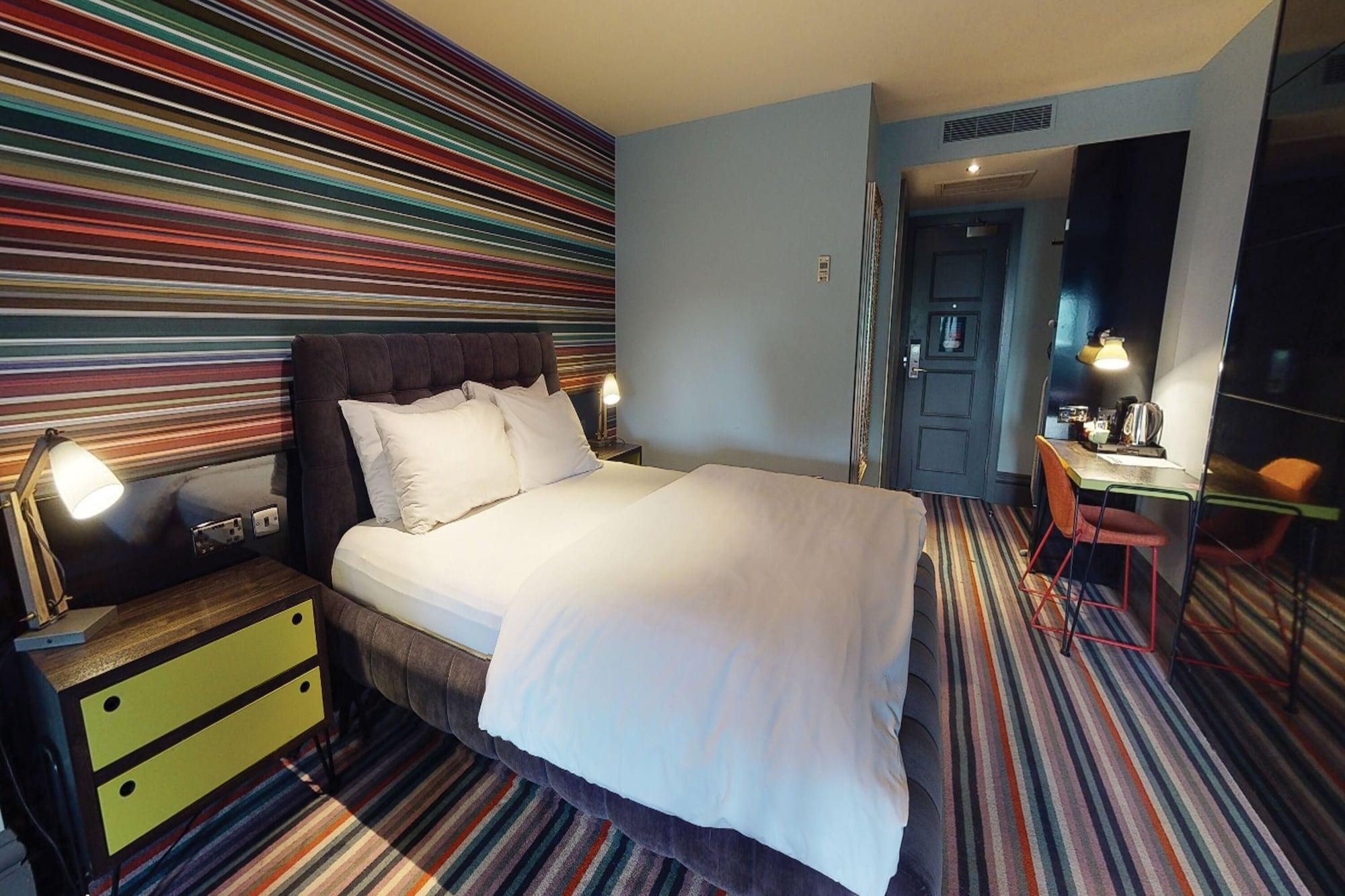 Village Hotel Warrington Exterior foto